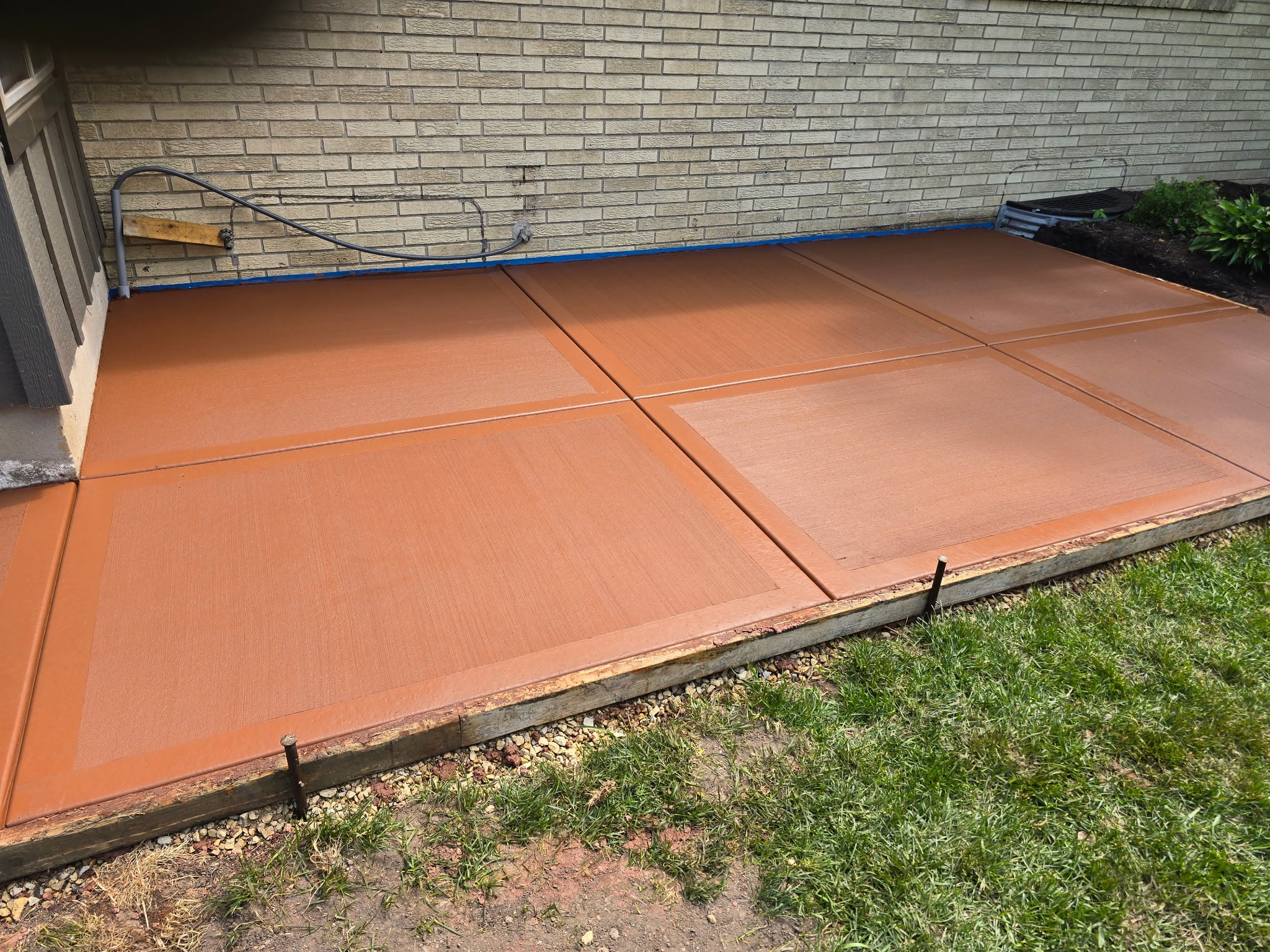 Colored concrete patio